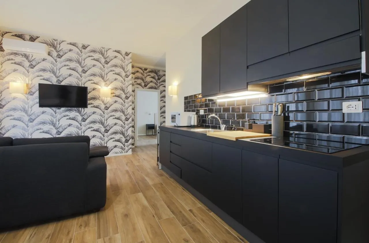 Apartments Florence- Novella Bloom
